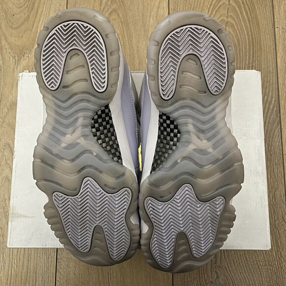 Nike Air Jordan 11 Retro Low Pure Violet Size 10.5W / 9M - Picture 6 of 8